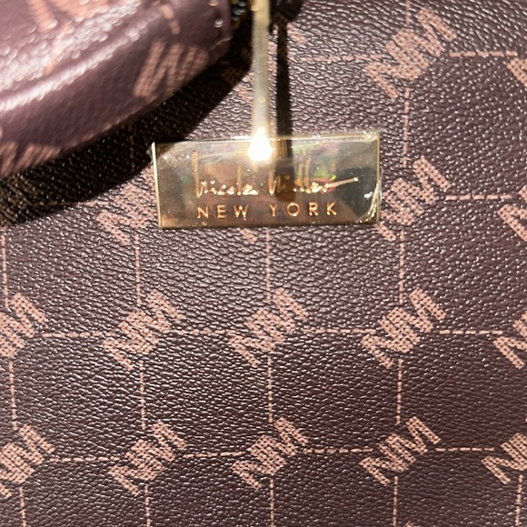 Nicole Miller Crossbody - Picture 2 of 7